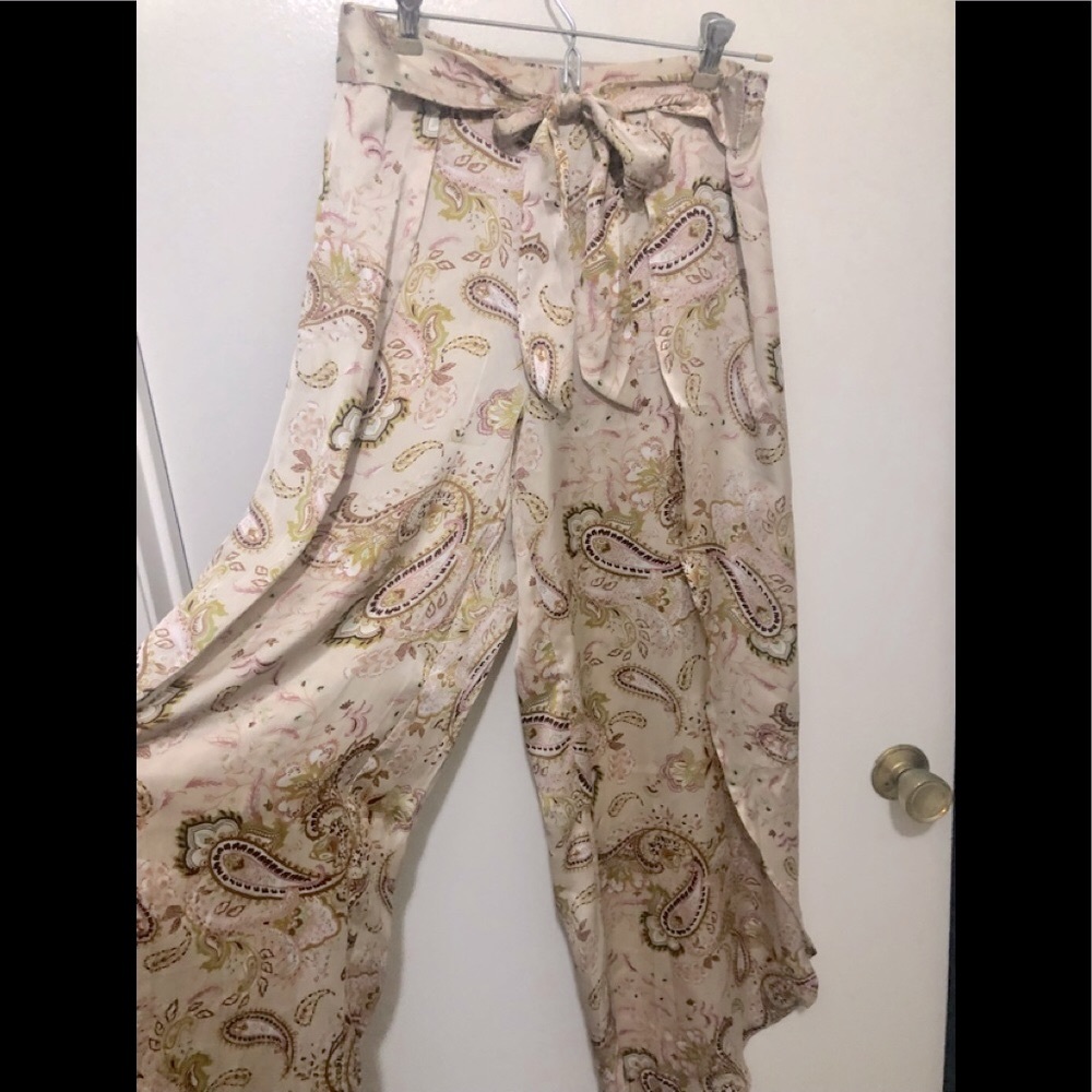 Flowy pants